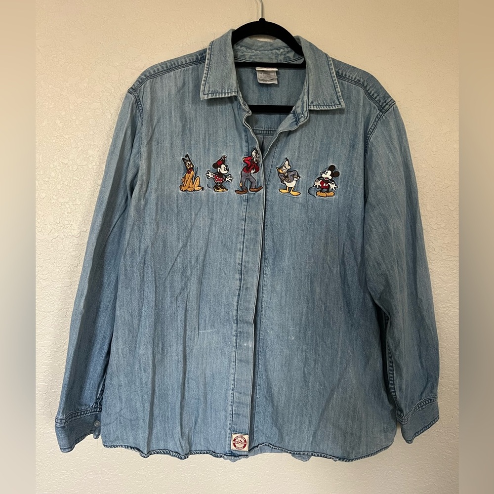 VINTAGE Disney Store Mickey & Friends Denim Shirt Womens XL Embroidered 90s VTG
